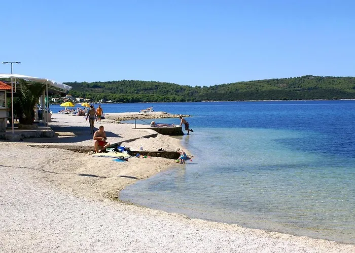 Apartamento By The Sea - 15030 Trogir